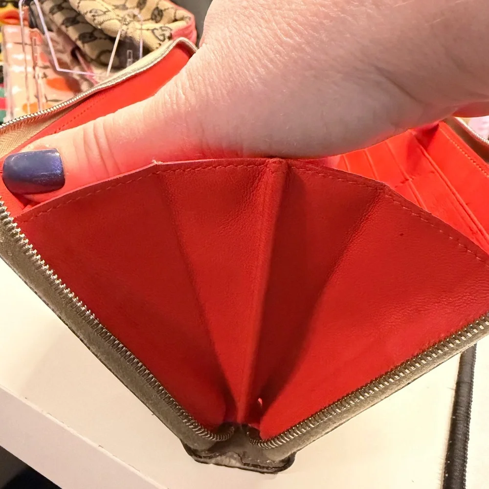 Celine Paris Beige Zip Wallet - Picture 6 of 8